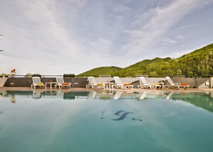 Scapolatiello 4* Cava deʼ Tirreni