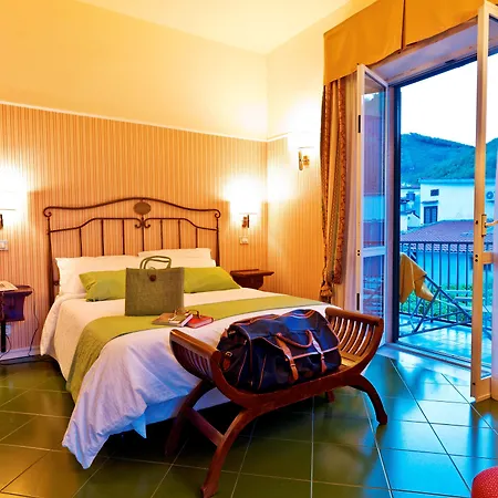 Scapolatiello Отель